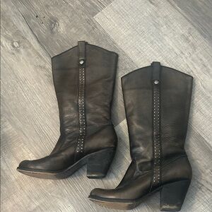 Gianni Bini Elegant Black Leather Boots
